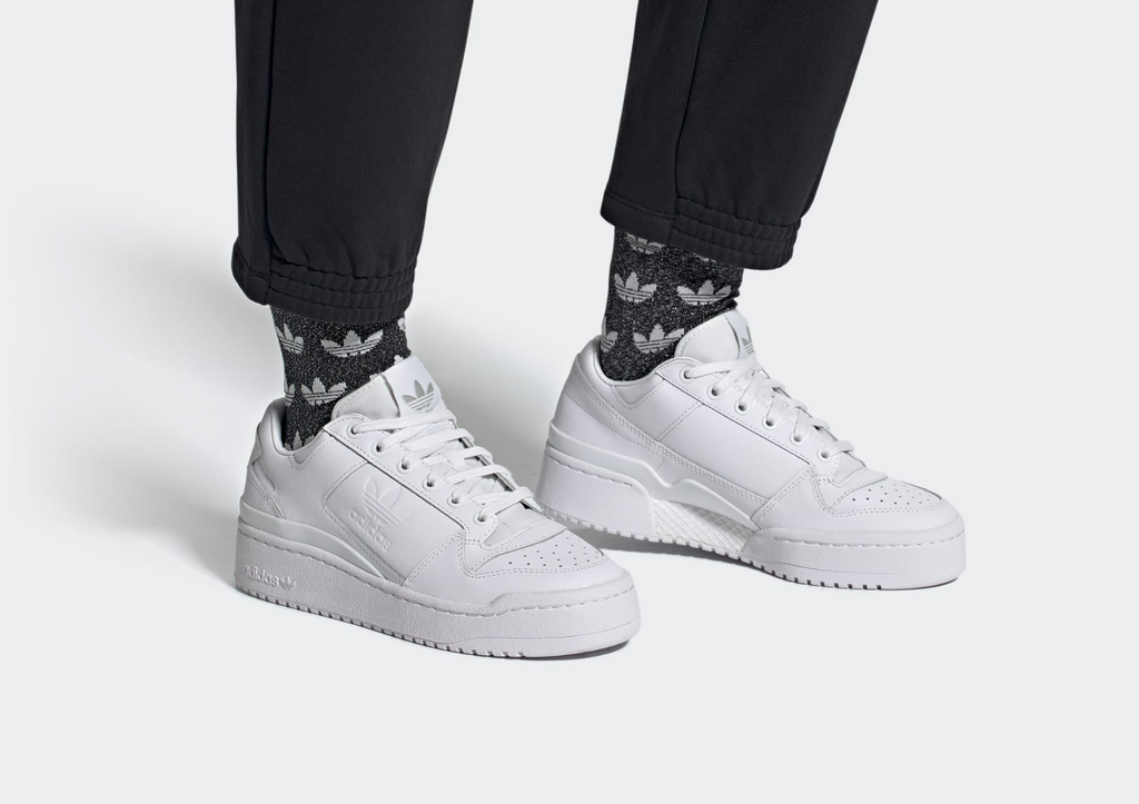 Les Meilleures Marques de Sneakers Blanches pour un Look Streetwear ep URB1 Vetements Streetwear