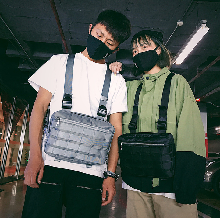 "BALLY" Sacoche Ventrale Gris - URB1™ - URB1™ Vêtements Streetwear mode boutique streetwear shop