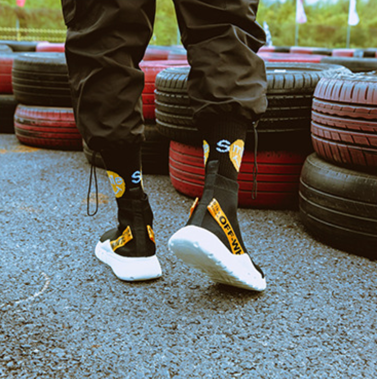 "SMILE" Chaussettes Montantes Streetwear Noir - URB1™ - URB1™ Vêtements Streetwear mode boutique streetwear shop