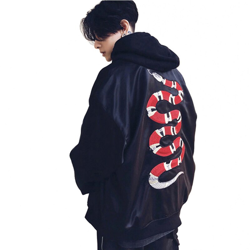 MANNAN Autumn 2018 Jacket Snake Embroidery Jacket Thin Men Hip Hop high street Streetwear Embroidered couples baseball Coat URB1™ Vêtements Streetwear URB1™ Vêtements Streetwear mannan-
