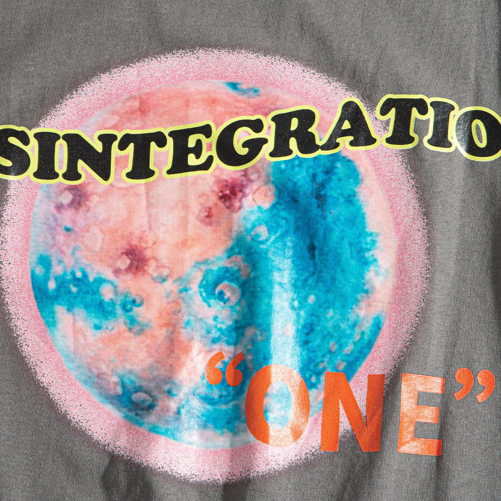 Aelfric Eden 2020 Spring Summer Hip-hop Streetwear Oversize Men Short Sleeves Harajuku Pink Invades The Planet Print T Shirt Men URB1™ Vêtements Streetwear URB1™ Vêtements Streetwear ae